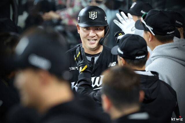 만루홈런→투런홈런→韓 홈런 1위 실화? 36살 베테랑 맹타 비결 전격 공개