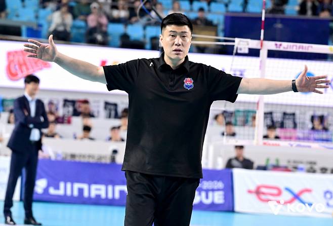 '정규리그 1위→감독 결별' 도로공사, GS칼텍스에 챔프전 2연패 '벼랑 끝'