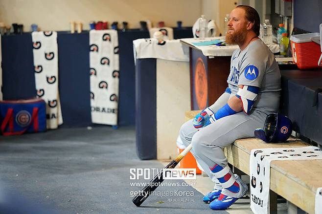 류현진 도왔던 그 클러치 히터, 이제는 강제 은퇴 위기… 한국도 못 온다, 모두가 외면했다