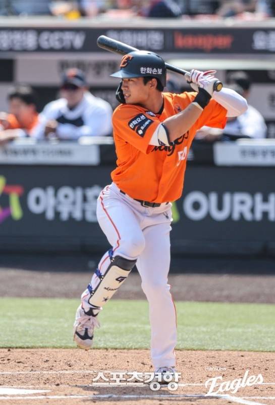 “8살 차까지는 형”…강백호도 감탄하는 19세 오재원의 강철 멘털[스경x인터뷰]