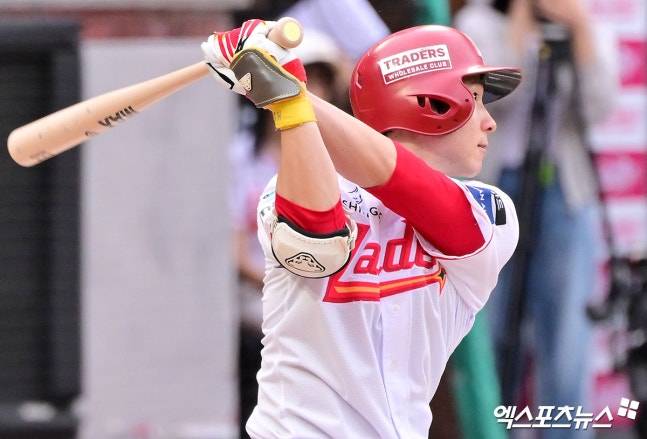 심우준·박찬호 다음은 이 선수인가...'2안타→3안타→4안타' 연일 맹폭격, OPS 1.536 유격수 이제 부상 털었다 [부산 현장]