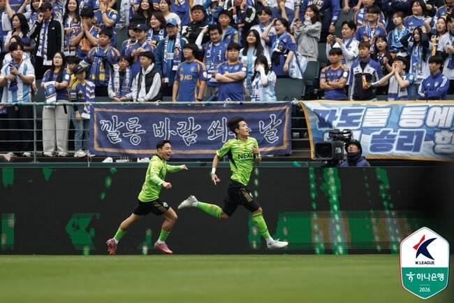 [k1.review] '슈퍼 조커 이승우 환상 쐐기골!' 전북, 100번째 현대가 더비서 울산 2-0 제압! 2위 도약
