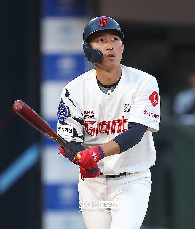 김태형 라인업 변경 대적중…'7G 3홈런' 달라진 노진혁의 방망이가 불을 뿜는다