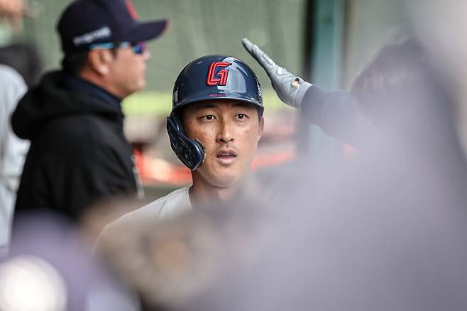 김태형 라인업 변경 대적중…'7G 3홈런' 달라진 노진혁의 방망이가 불을 뿜는다