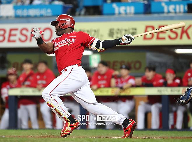 157-158km 원·투 펀치 다 박살이라니…시범경기 1위는 봄데였나? 롯데, 속절없는 패패패패패패 [사직 게임노트]