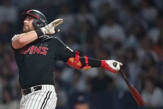 1983년생 최형우는 홈런, 1985년생 강민호는 4타점 ‘맹폭’…삼성, 연이틀 KT 제압하고 파죽의 4연승 질주