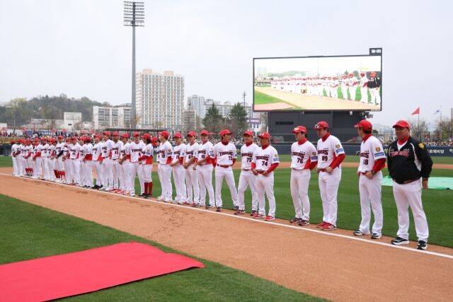 KIA 이의리 볼넷→볼넷→볼넷→볼넷→볼넷→볼넷도 아쉬운데 타선이 더 답답하다…솔직히 최형우가 그립다[MD광주]
