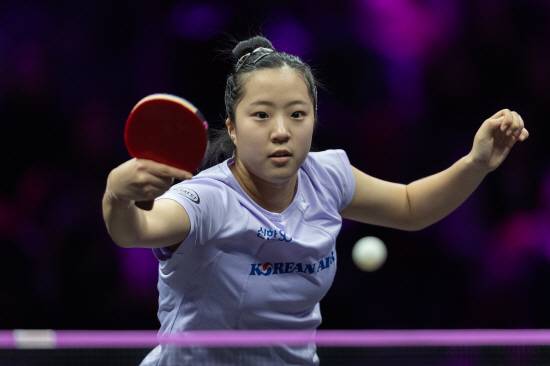 신유빈 11-0 中 세계 3위…