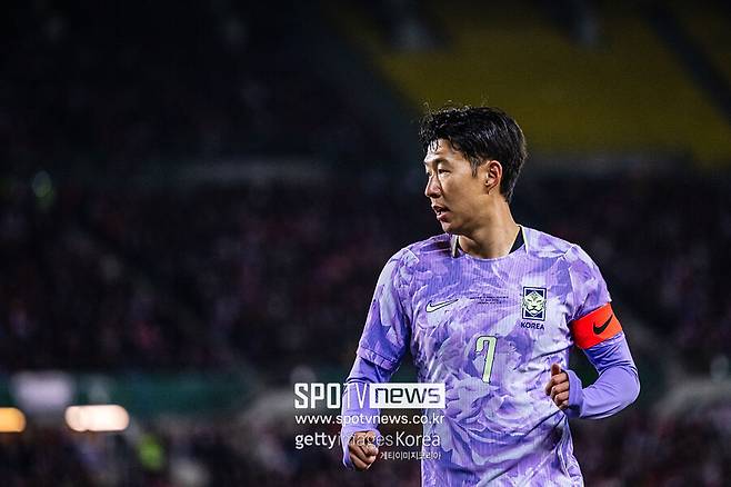 월드컵 얼마나 남았다고 '손흥민 선발에서 제외'…존중 사라진 한국, 정작 해외는