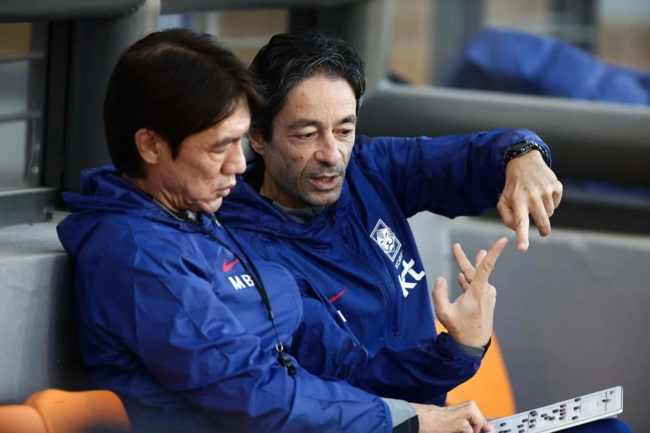 “대한축구협회는 ‘얼굴’이 될 한국인 감독을 찾았다”…홍명보호 수석코치가 밝힌 ‘분업 체계’