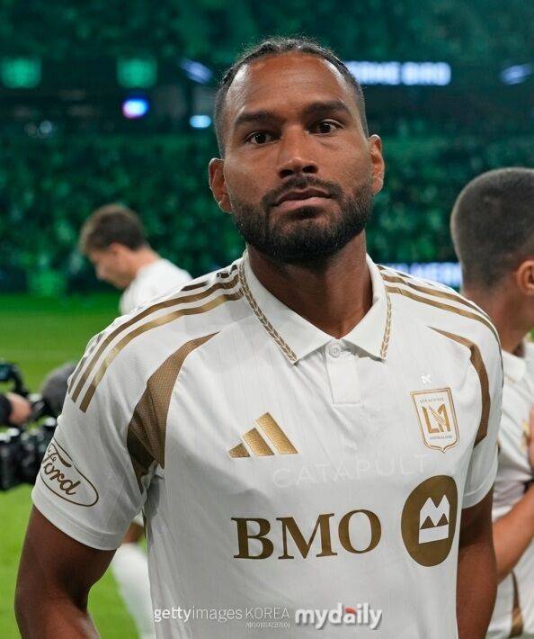 LAFC 콜롬비아 수비수