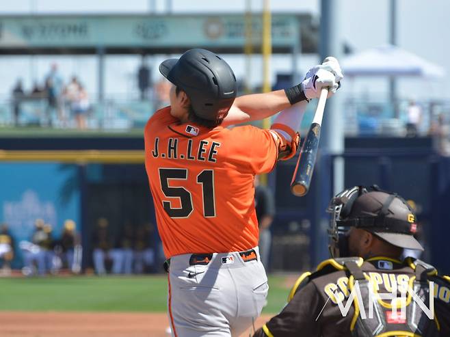 이정후, 드디어 쳤다…4경기 만에 뉴욕 메츠 상대로 안타 '쾅'