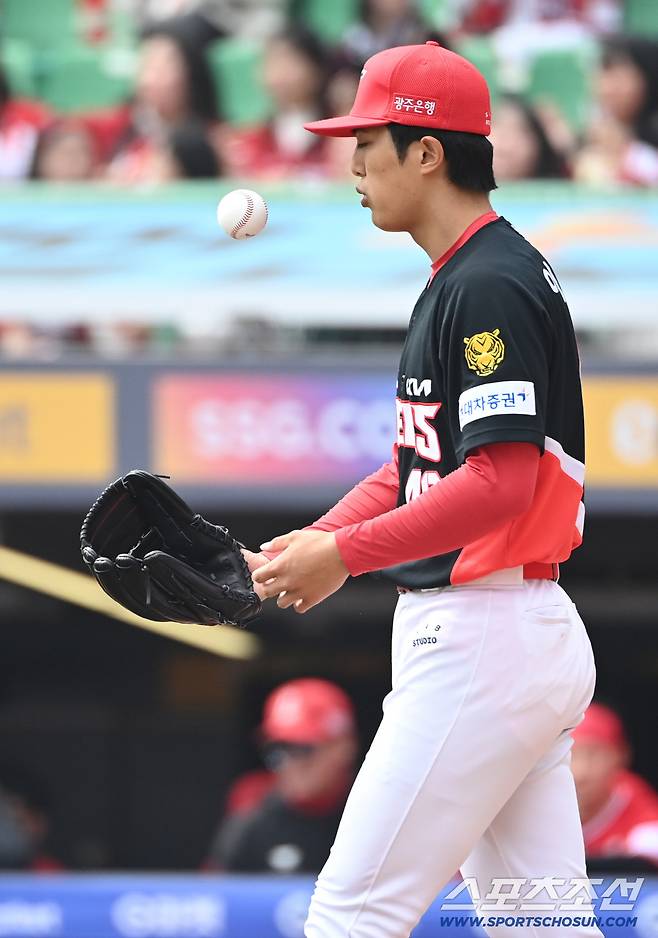 '불명예 1위' 17.36 심각하다, KIA 좌완 에이스 왜 이럴까…