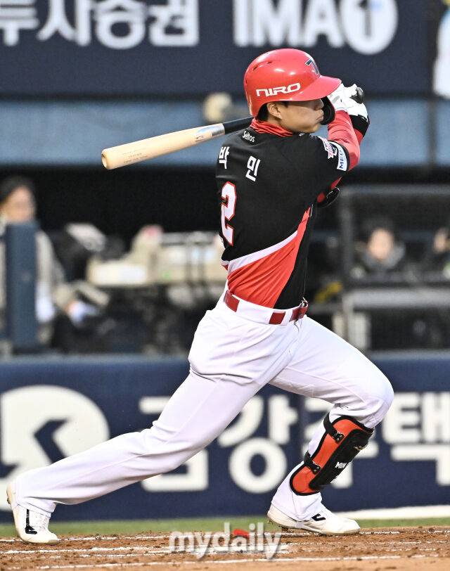 “안 빼고 싶은데…” KIA 김도영을 긴장시켰던 그 선수가 사라졌다, 꽃범호도 어쩔 수 없었던 2군행[MD광주]