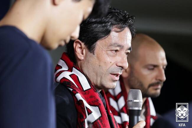 “한국의 구체적 역할 제안에 마음 움직였다” 사우디 거절한 홍명보호 수석코치 韓 선택한 비화