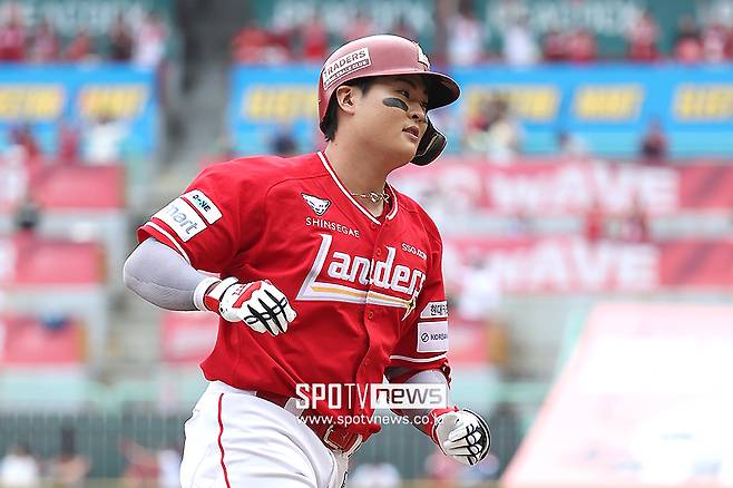 피치클락 위반 볼넷→폭투→폭투→적시타…롯데 패패패패패패 공동 꼴찌 추락, SSG 단독 1위 등극 [사직 게임노트]