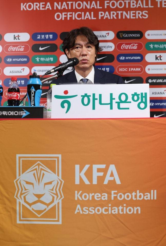 홍명보호 '오피셜' 공식선언...스리백 전술, 수석코치가 본체