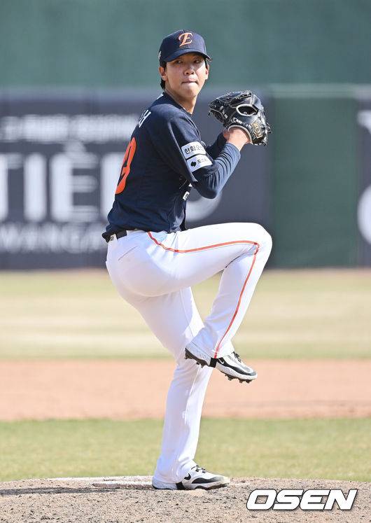 '타자가 방망이 던지며 탄식!' 황준서, 왜 2군에 있었지? 시즌 첫 등판 4⅓이닝 KKKKKKK 씩씩투 [오!쎈 잠실]