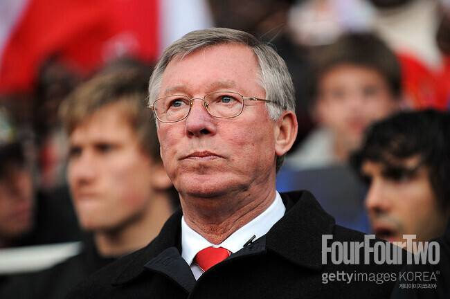 ‘맨유 왕조의 보스’ 퍼거슨이 꼽은 최고의 제자는?… 호날두·루니 아닌 ‘의외의 이름’→“완벽한 선수였다”