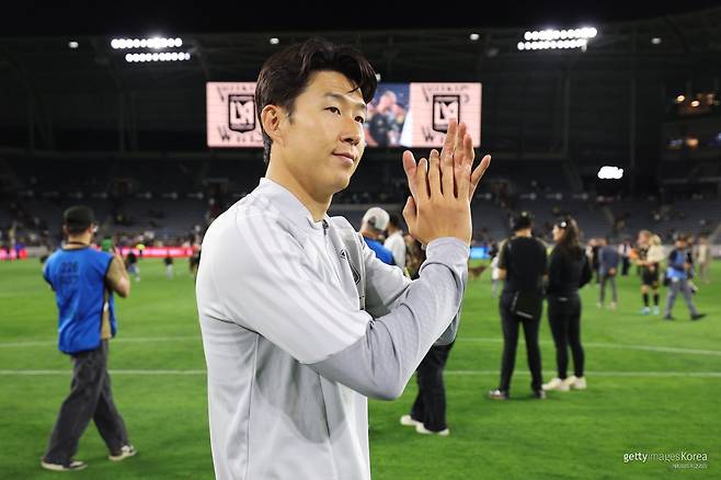 ‘4도움-5골 모두 관여’ 손흥민에 쏟아진 극찬 “더 바랄 게 있겠어?”