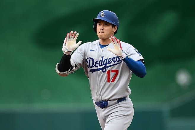 '웰컴 김혜성' 다저스 워싱턴에 8-6 역전승…오타니 시즌 2호 홈런 폭발