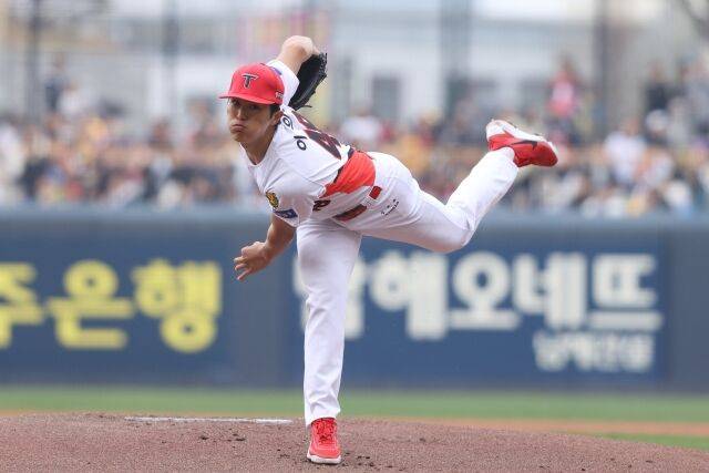 “예측 타격” KIA 150km 왼손 파이어볼러 ERA 13.50, 여전한 성장통…꽃범호 위로, 극복해야 진짜 에이스다[MD광주]