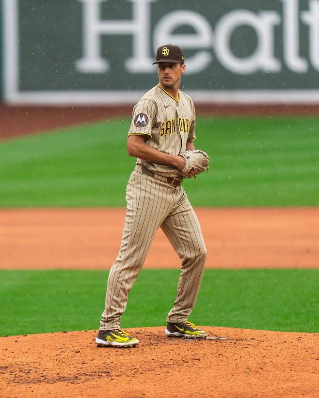 이러면 KBO 컴백할 일은 없겠네…151km 눈부신 호투, 일본인 타자에 안타 맞아도 끄떡 없었다