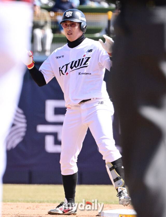 '0.600' 허경민 빠지자 '0.471' 트레이드 복덩이 터졌네…사령탑도 활약 예감, 무엇이 달라졌기에?