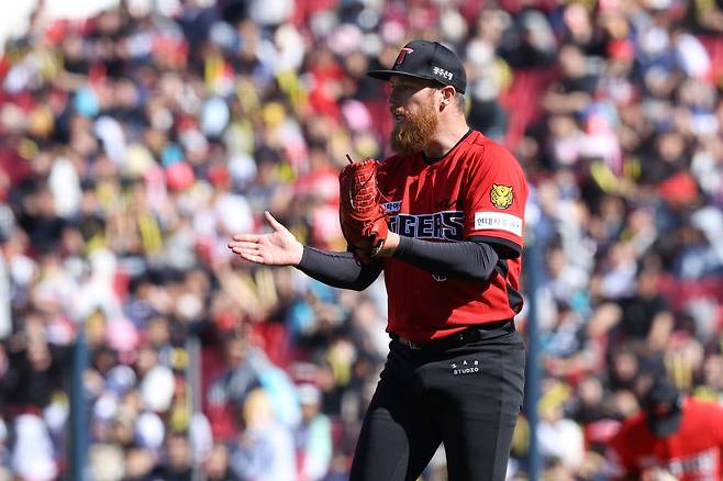 '18억 투자' KIA, 이 선수 재계약 안 했으면 어쩔 뻔했나…'벌써 2승' 올러