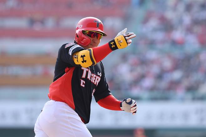 타율보다 아픈 장타율 0.321…에이징 커브 그림자 드리웠나, 반등 필요한 나성범 [IS 포커스]