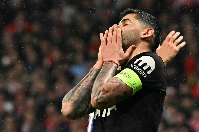 '우리 아들, 1000억 주고 데려가세요' 아버지까지 나섰다, 토트넘 로메로 '특별 바이아웃' 조항 재확인..스페인 빅3 싸움 붙이는 건가