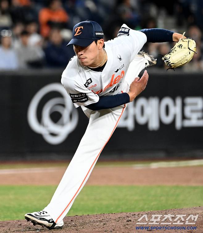 '쓰디쓴 1군 첫 경험' 롯데 1R 루키 결국 2군행…한화 2명, 키움 1명 엔트리 말소