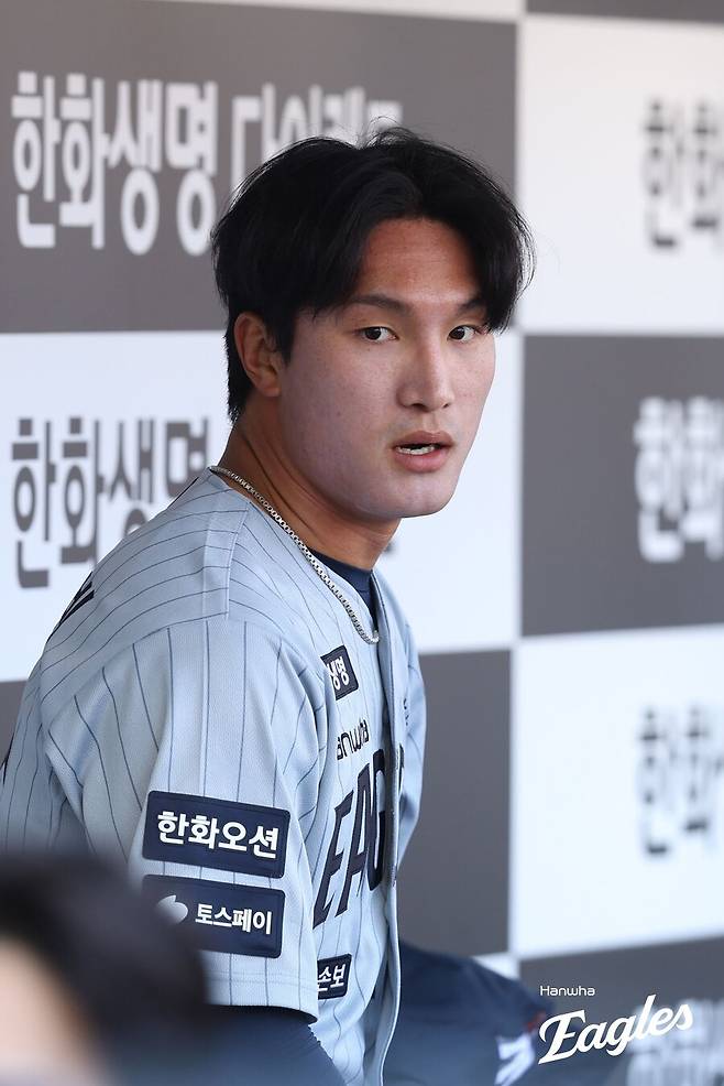 'ERA 22.50' 한화 150km 불펜 신무기 결국 2군행…잔혹한 현실, 아직 좌절할 단계 아니다