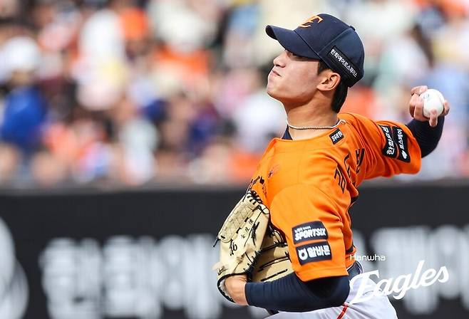 'ERA 22.50' 한화 150km 불펜 신무기 결국 2군행…잔혹한 현실, 아직 좌절할 단계 아니다