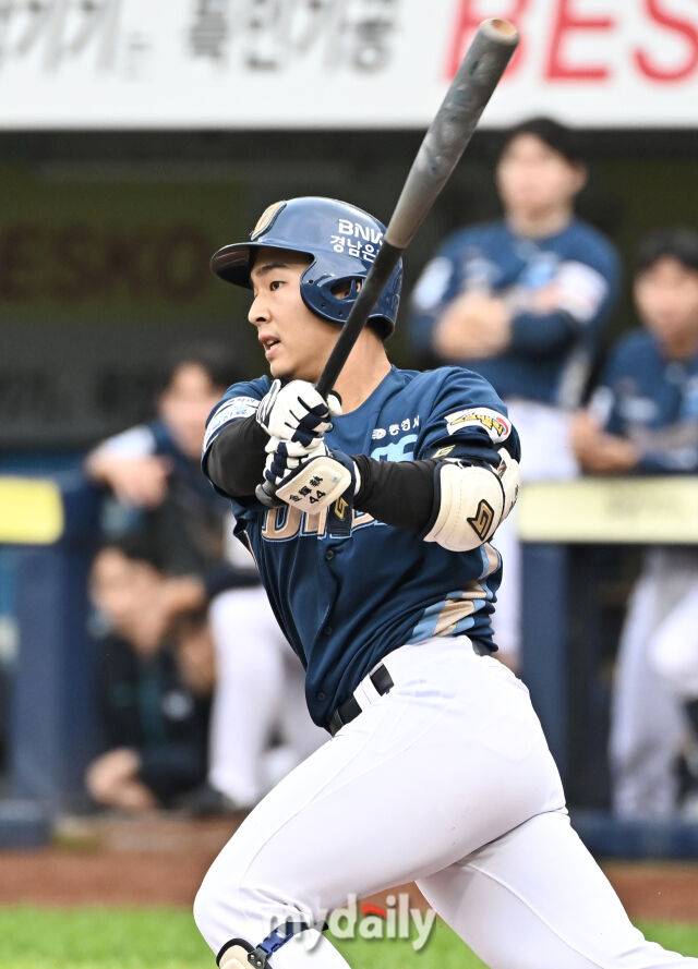 “야 그만쳐, 너무 많이 쳤다” 김성근보다 훈련 많이 시켰던 호부지가 이 선수는 말렸다…20홈런 3루수? 포스트 김주원 시대 대비