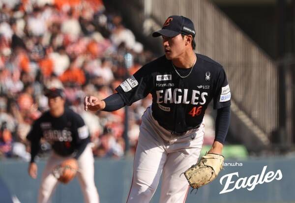 '4이닝 10실점' 한화 190cm 우완 결국 2군행…'퓨처스 엔트리 제외' 4인 중 콜업 기회 잡는 선수 있나
