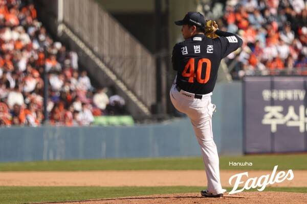 '4이닝 10실점' 한화 190cm 우완 결국 2군행…'퓨처스 엔트리 제외' 4인 중 콜업 기회 잡는 선수 있나
