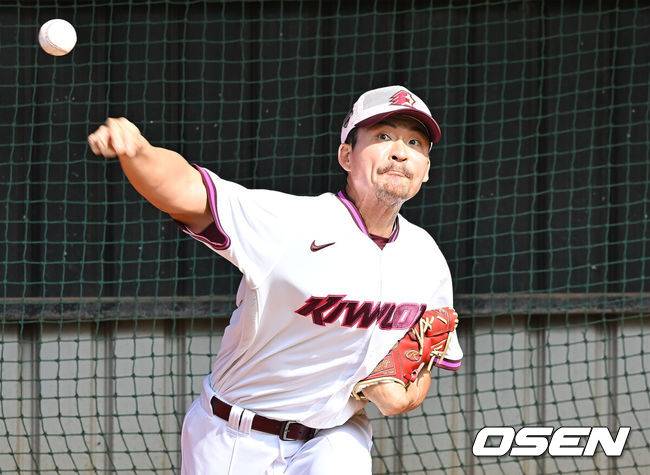 ‘안우진 보다 더 많다’ 키움 연봉 1위 5억 투수, 그런데 1군에 없다…계약 마지막 해, 명예회복 가능할까