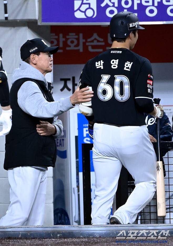 'LG→한화→삼성' 최악 대진 6승2패 통과 → 이강철 KT 감독