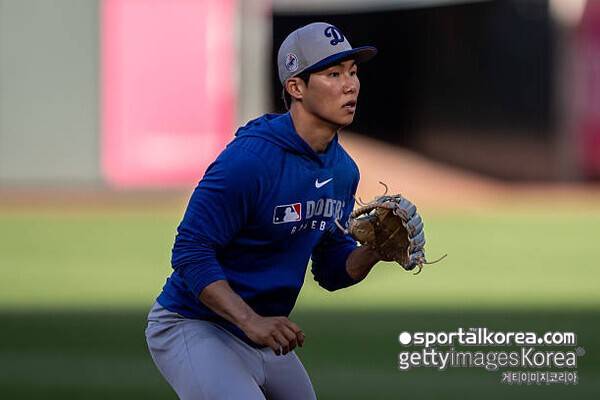 '첫 경기 홈런→21타수 1안타' 김혜성 밀어냈던 유망주 다시 부진 빠졌다…베츠 돌아오면 마이너로 밀려날까