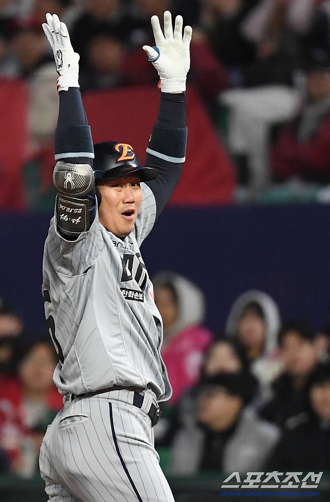 'KKKKKKKKKK' 괴물 앞에서 꼼짝 못하네, 한화 이겼다! 상위권 맹추격[인천 리뷰]