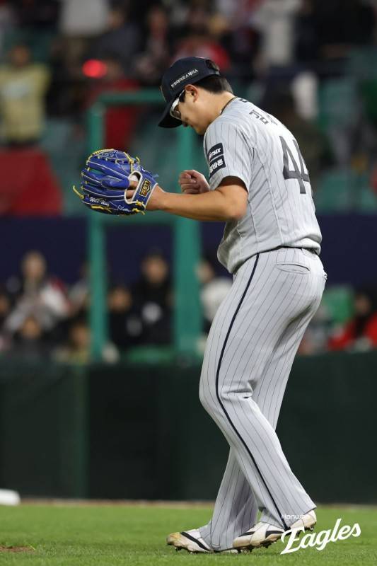 '또 아찔 볼볼볼볼' 김서현 야구 인생에 악몽이었던 그 경기장… 그때와 달랐다, 이번에는 웃었다