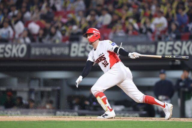 KIA 호주 유격수는 도대체 왜 더블플레이 대신 홈 송구를 했나…잡지 못한 1OUT, 또 필승조 쓰고 와르르[MD광주]