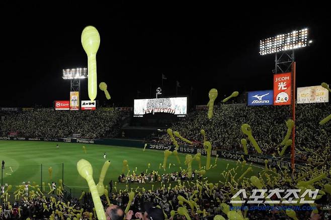 8회 105구 16K 신기록 눈앞에 두고 교체…투수 출신 레전드 감독