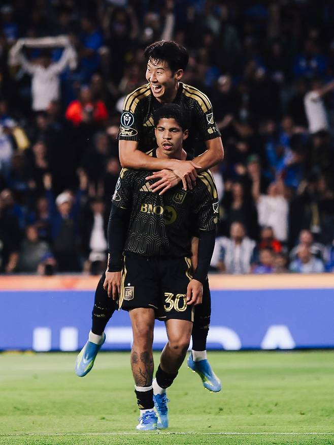 손흥민, 마수걸이 필드골 폭발...북중미 챔피언스컵에서 시즌 2호득점