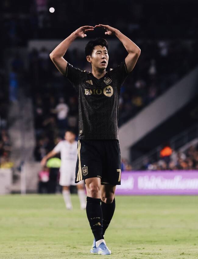 [ccc.review] ‘손흥민 울분 폭발 첫 필드골’ LAFC, 크루스 아술전 3-0 완승…‘4강행 한 발’
