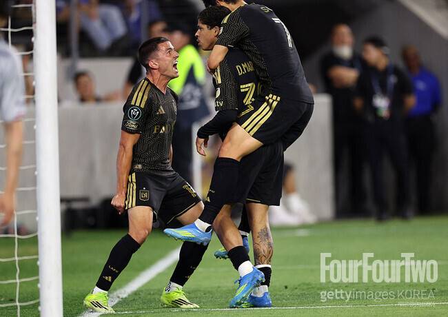 [ccc.review] ‘손흥민 울분 폭발 첫 필드골’ LAFC, 크루스 아술전 3-0 완승…‘4강행 한 발’