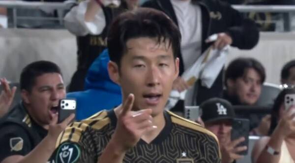 '12G만에 골' 손흥민의 의미심장 세리머니