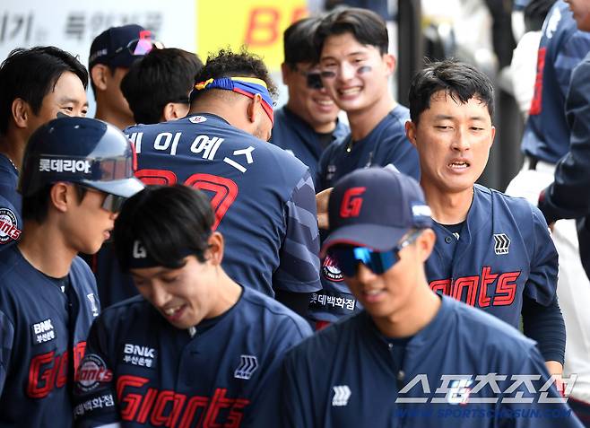 7연패 롯데, 라인업 대수술! → 노진혁 유강남 한태양이 사라졌다 [부산 현장]