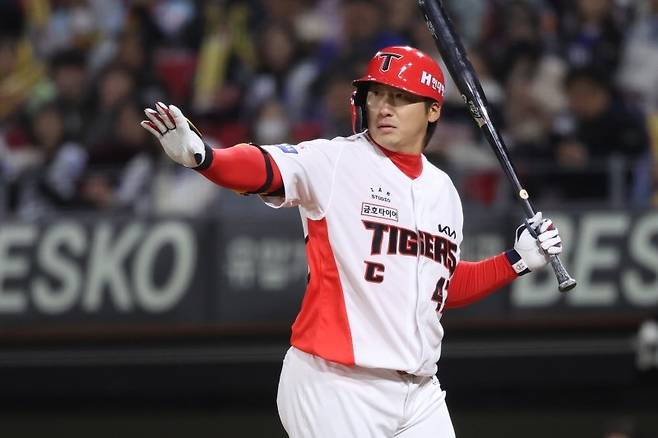 펄펄 나는 삼성 최형우 앞에서 150억 타자는 침묵...'6G 연속 타점 실종' 나성범 부진→KIA, 이빨 빠진 호랑이 전락하나